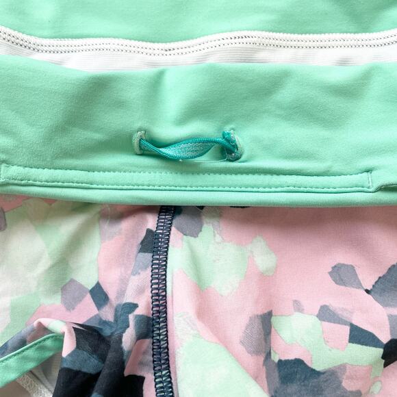 Lululemon Womens 10 Run Speed Shorts Clouded Dreams‎ Menthol CLOP/MTHL - Picture 4 of 10